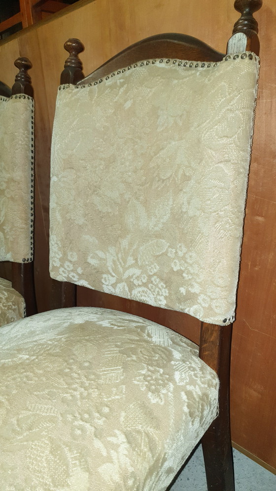 Image 1 of 6 klassische Esszimmerstühle aus Eiche