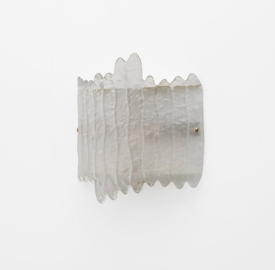 Image 1 of Par de apliques de pared modernos en cristal de Murano italiano y latón con forma de glaciar.