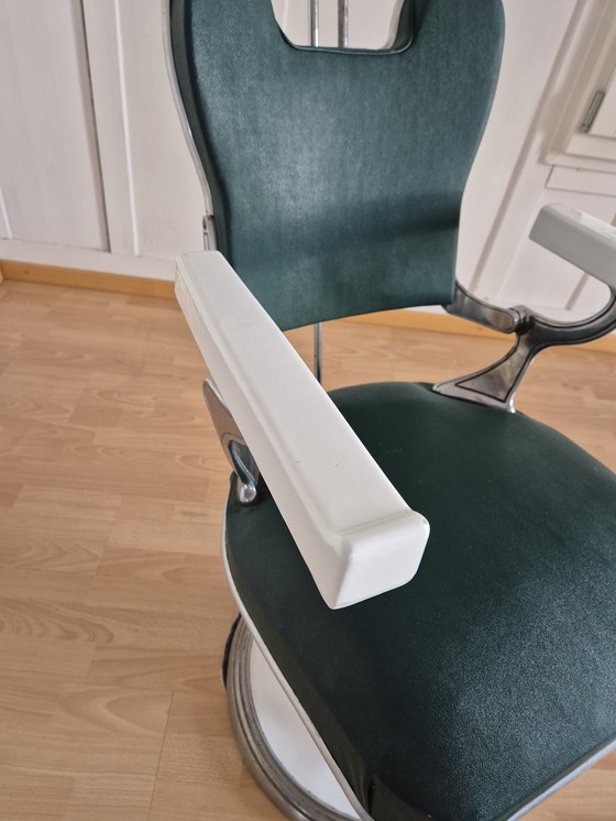 Image 1 of Scheerstoel, kappersstoel