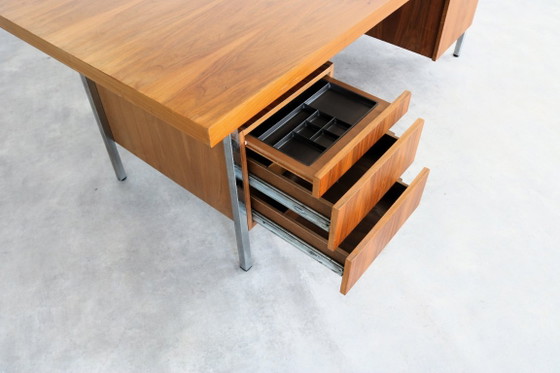 Vintage Bureau | Directiebureau | Teak | Jaren 60 – Chrome, Wood (photo 5 of 11)