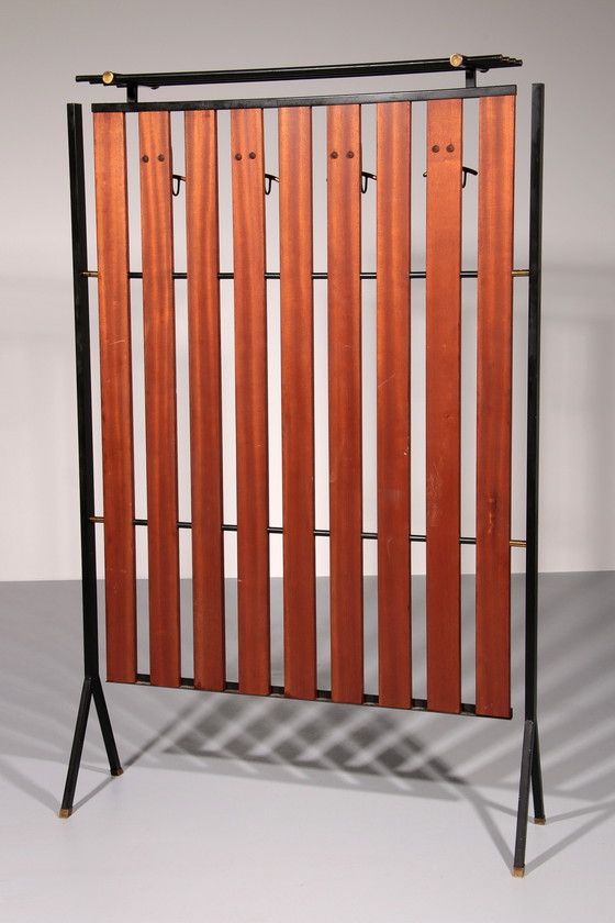 Image 1 of Italian Vintage Elegance – Brass and Teak Wall Clothes Hanger from the 1950s-1960s