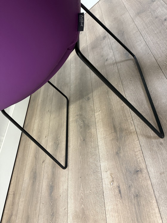 Image 1 of Artifort Beso Stoel