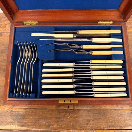 Antique English Silver-plated Cutlery Set with Case, Chesterfield (photo 6 of 7)