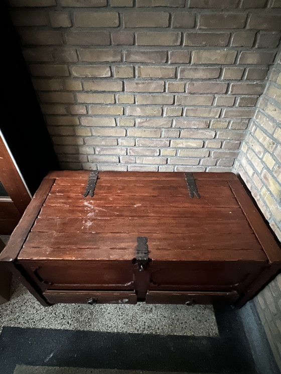 Image 1 of coffre ancien vintage
