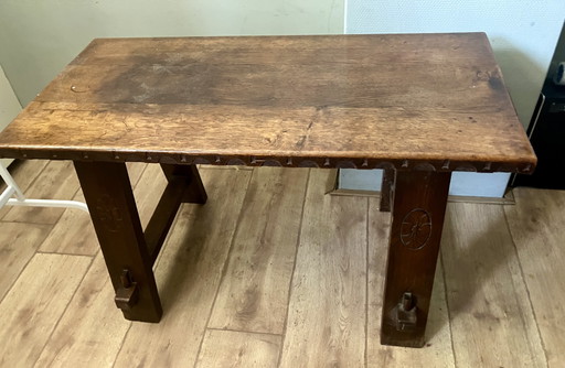Table basse/Table de salon espagnole brutaliste!