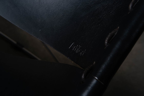 Image 1 of Pierre Paulin - Sedia a farfalla F675