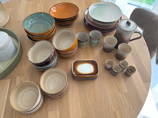 Te koop: HK Living servies 39-delig, alleen ophalen! Waarde € 486,02