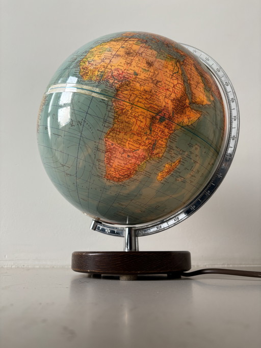 Columbus Verlag Paul Oestergaard 1980 globe terrestre 