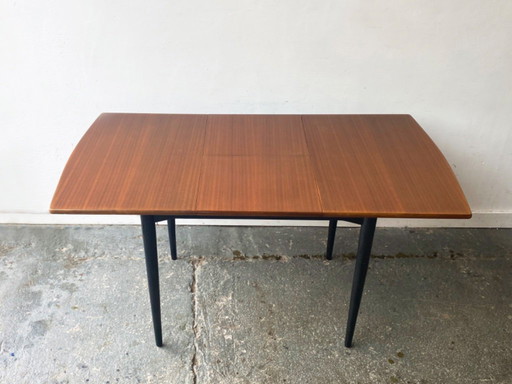 Table de salle à manger à rallonge Mid Century des années 1960 par White & Newton