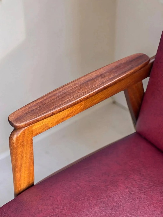 Vintage design armchair set – red skai and teak (1960s) (photo 13 of 13)