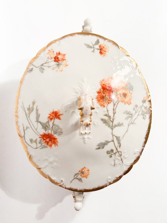 Pair of 1960s Hand-painted Limoges Porcelain Soup Tureens – Table accessories (photo 4 of 16)