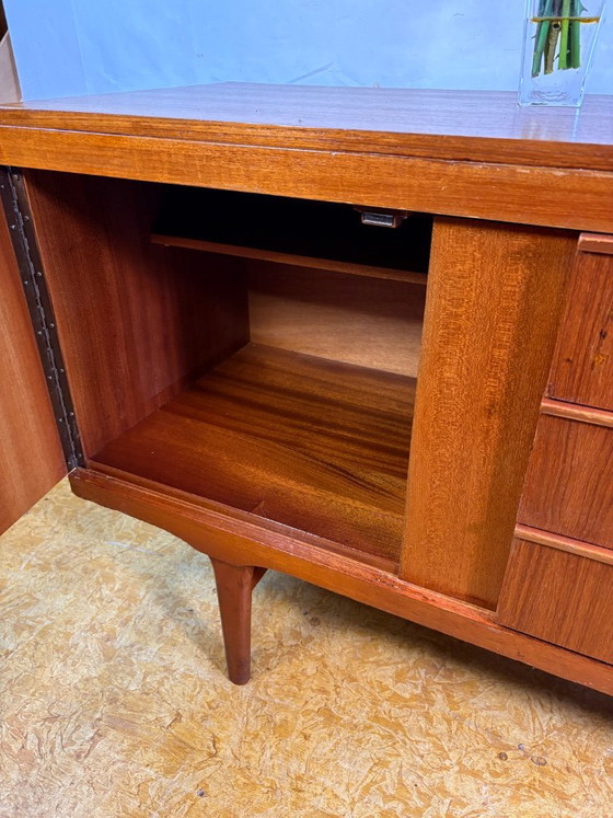 Prachtig Vintage Elliots Of Newbury Teak Dressoir | 1960 | Scandinavian Design Een fantastisch Mid-Century (photo 3 of 9)