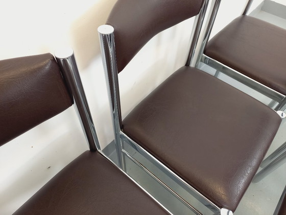 Image 1 of Set di 6 sedie vintage anni '70 in metallo cromato e similpelle marrone