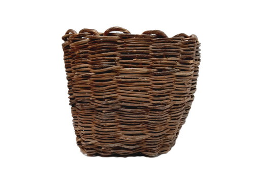 Antique primitive wicker basket