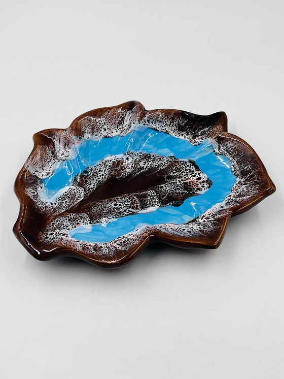 Image 1 of Plato de hojas azules de Vallauris