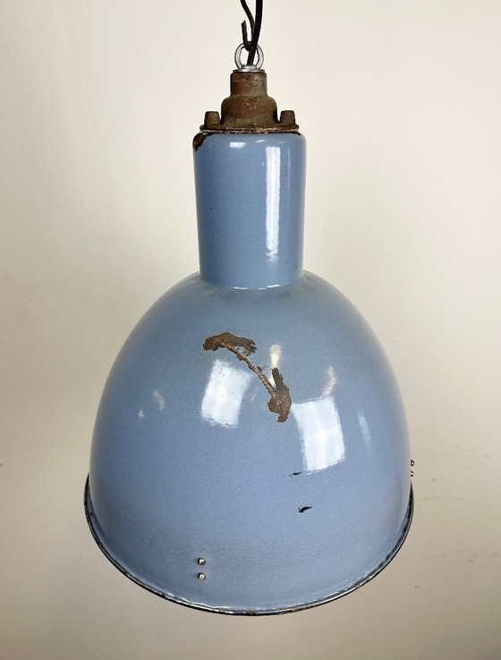 Image 1 of Bauhaus-Industrie-Hängeleuchte aus blauem Emaille, 1950er Jahre