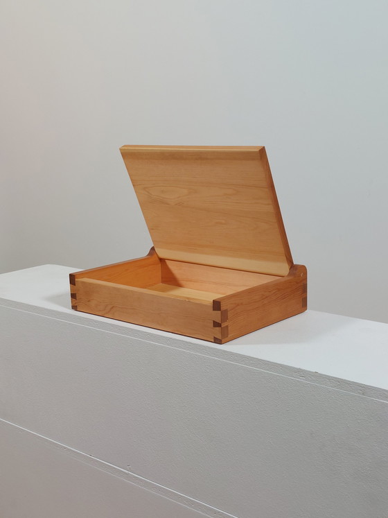 Image 1 of Carpenter-made wooden minimalist vintage wooden box dovetail