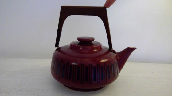 Image 1 of Keramische theepot met teakhouten handvat van Tambach Gräflich Ortenburg