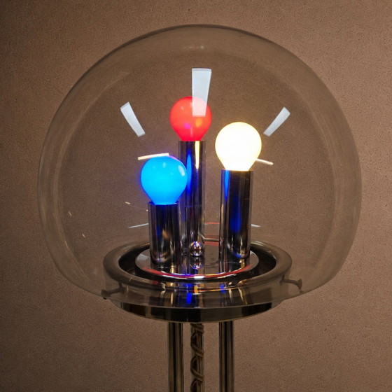 Image 1 of Vintage Itliaanse design Space Age vloerlamp Chroom en Glas (jaren 70 / 70s) unieke lamp 