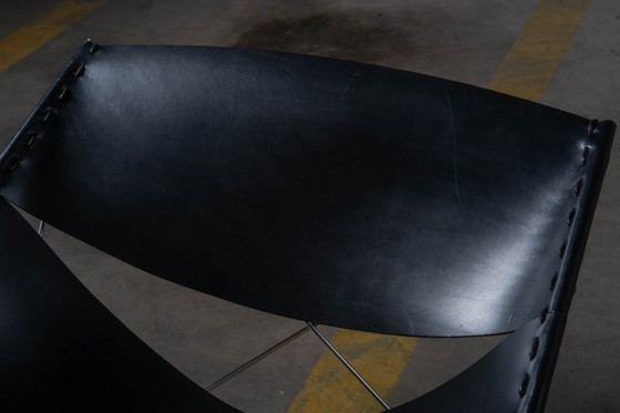 Image 1 of Pierre Paulin - Sedia a farfalla F675