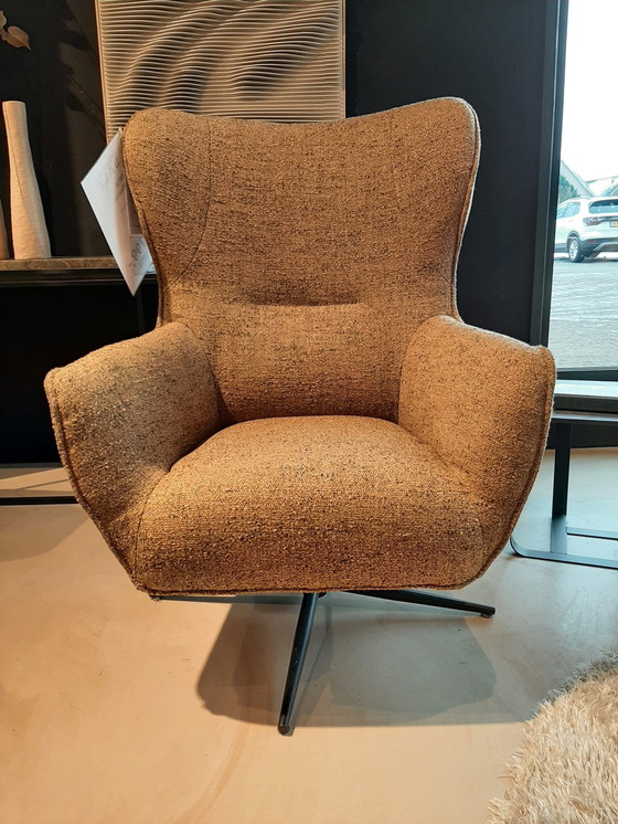 Image 1 of Peau jaune ocre