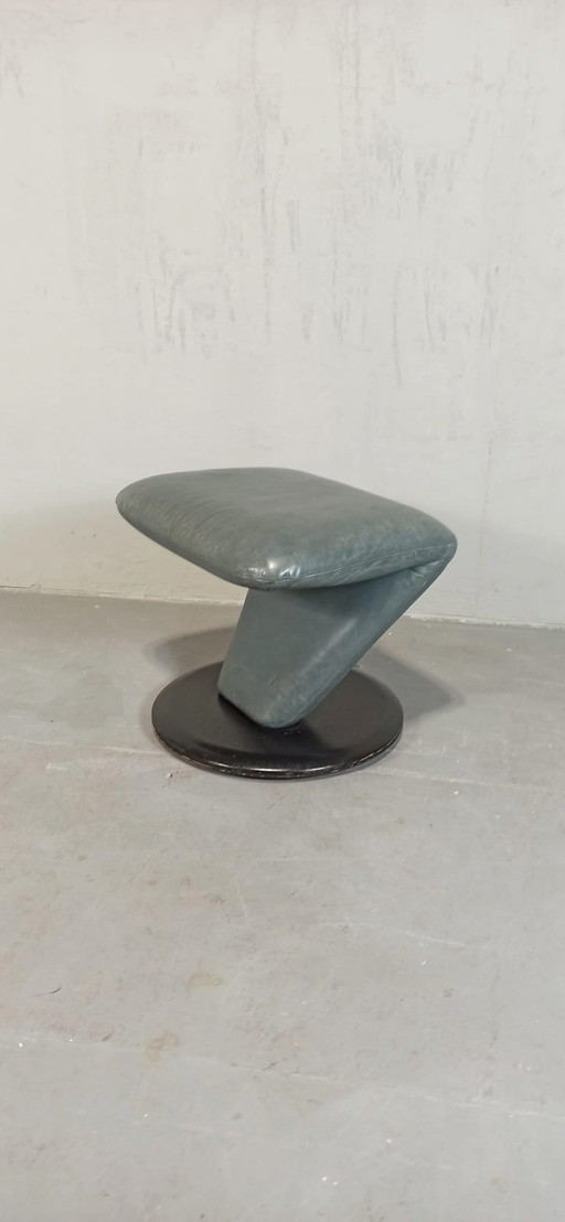 Leather Leolux hocker ottoman stool