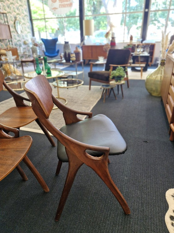 Image 1 of Set of 6 Vintage Danish Chairs – Arne Hovmand-Olsen