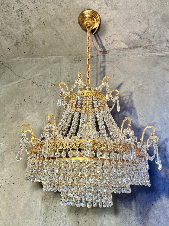 Beautiful antique crystal chandelier – Glass, Brass (photo 8 of 8)