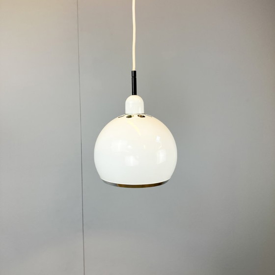 Image 1 of lampada a sfera, metallo laccato bianco, anni '70