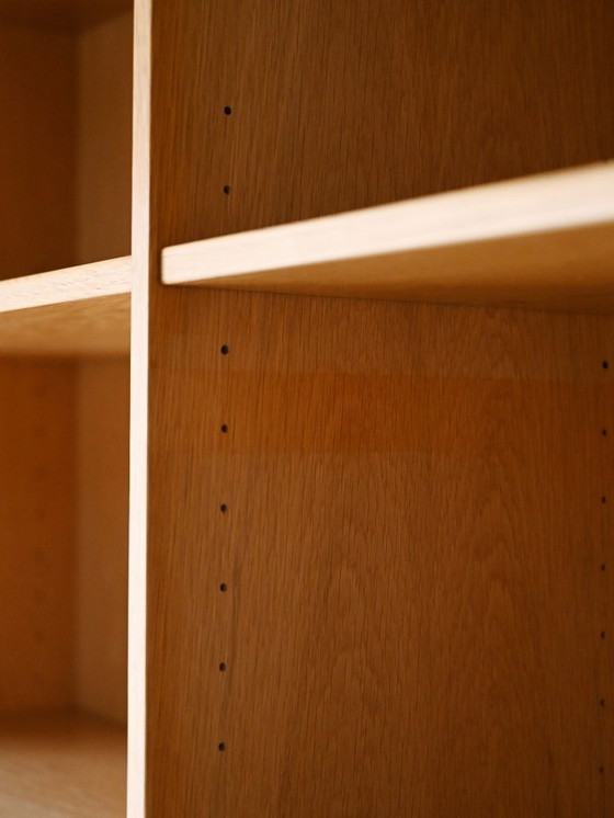 Image 1 of Bibliothèque de rangement vintage scandinave en chêne