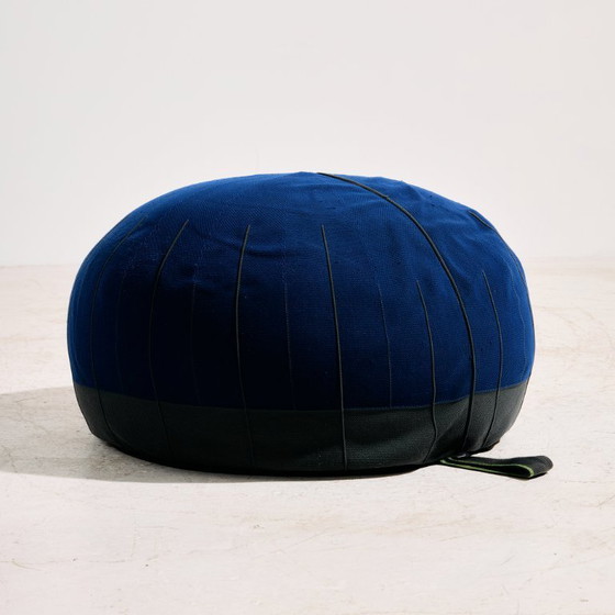 Image 1 of MK11755 Mochi poef van Hella Jongerius voor Vitra