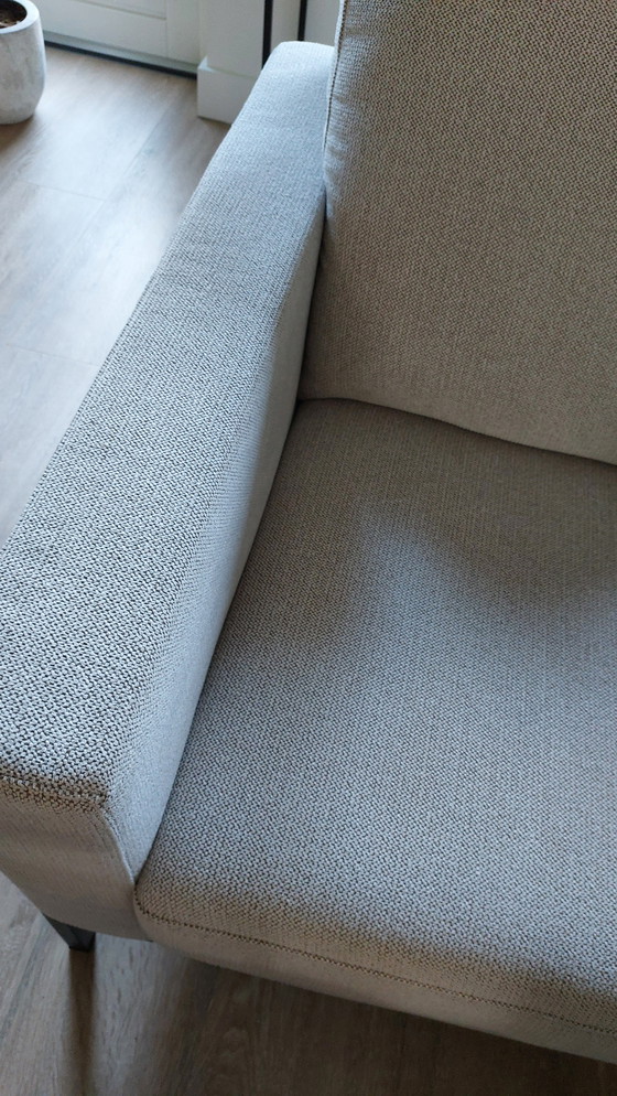 Image 1 of Belle banque proéminente