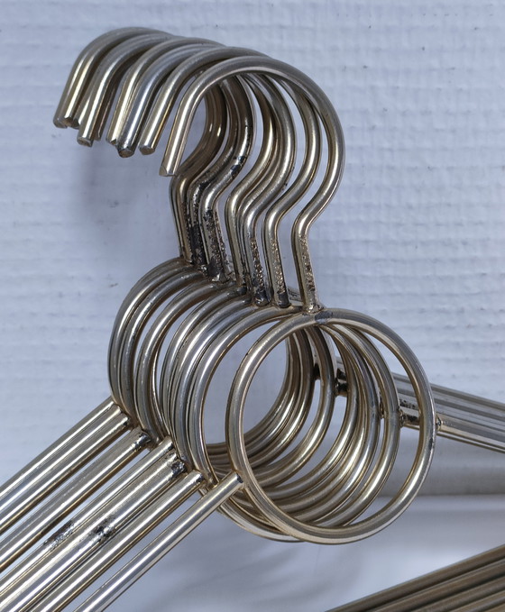 Image 1 of zehn Kleiderbügel vargor 80er Jahre Design