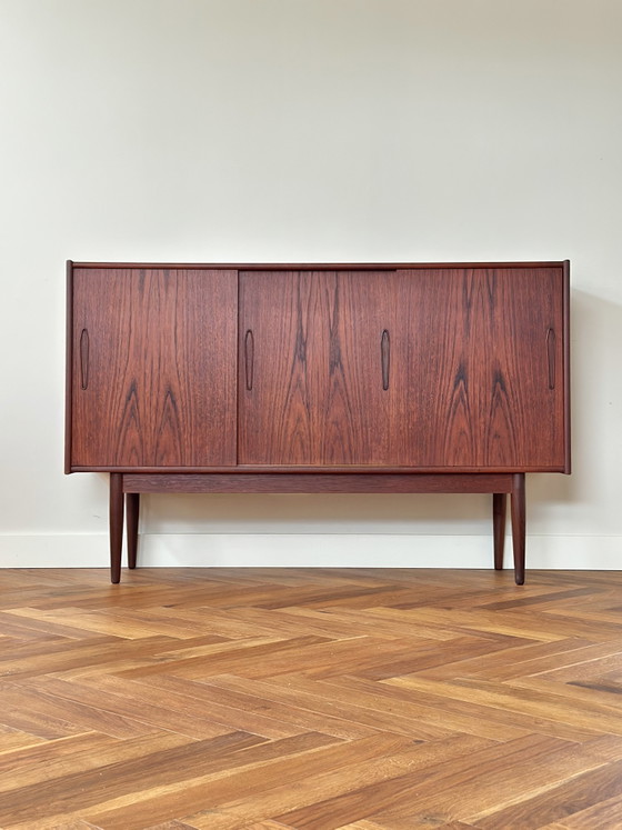 Mobile pensile vintage in legno di teak danese, anni '50/'60/'70 – Credenze alte, Wood (photo 2 of 15)