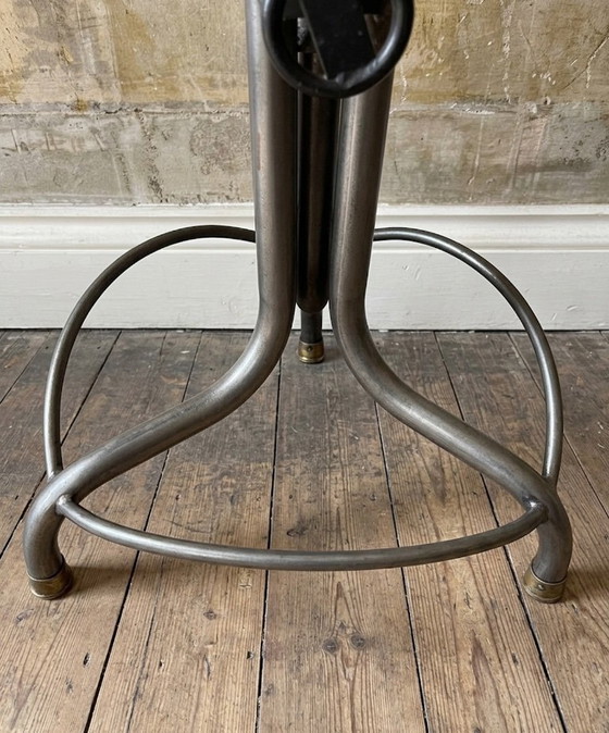 Image 1 of Tabouret robuste et de qualité (poids env. 5 kg) - Tabouret de studio industriel vintage - Réglable - Assise en cuir