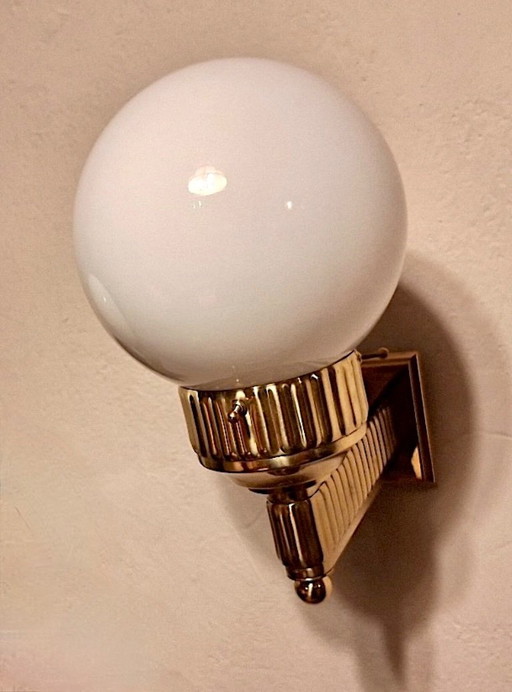 Astoria Art Deco wandlamp van messing en glas, ontworpen door Josef Hoffmann – wandlampen
