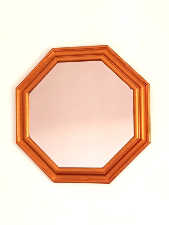 Image 1 of Octagonal wall mirror with gold frame