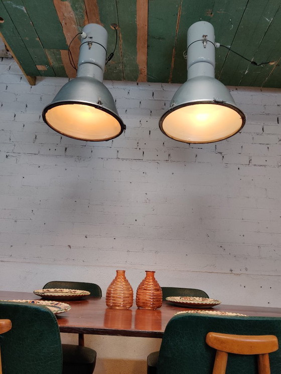 Image 1 of Lampada industriale da fabbrica 2 pezzi