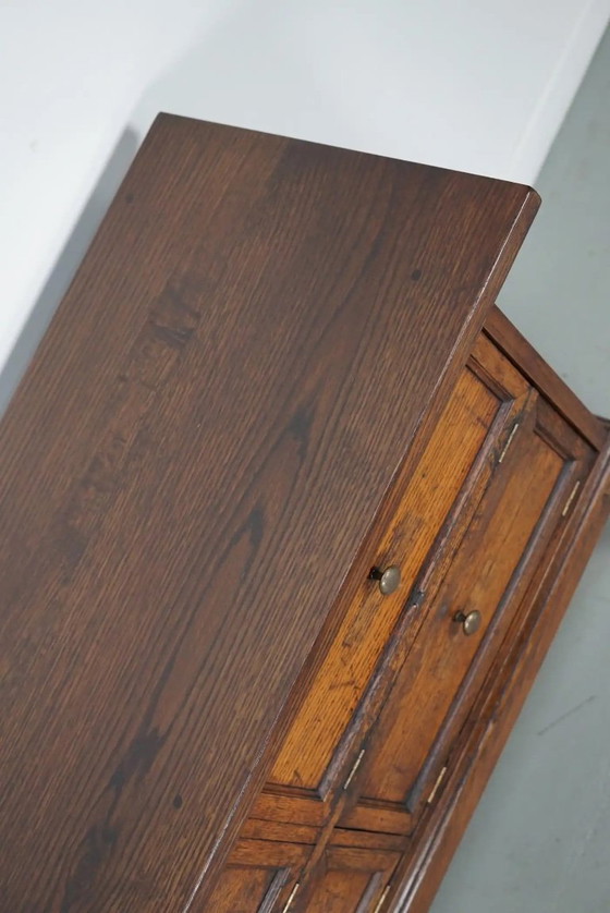 Image 1 of Armoire de pharmacie/classeur ancienne en chêne français, avec portes à charnières, début du XXe siècle