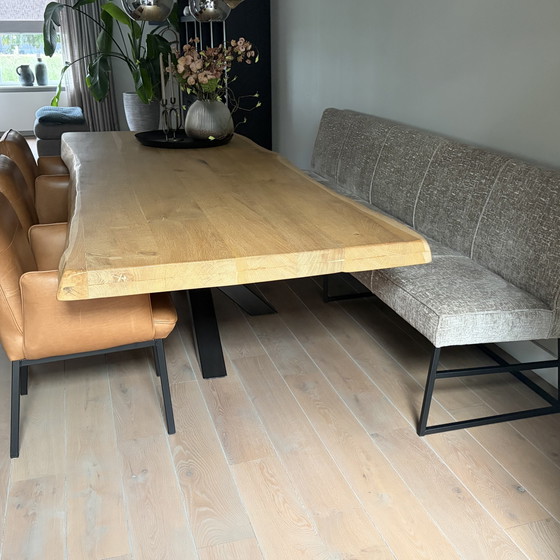 Table Live Edge comme neuve – Tables de salle à manger, Wood (photo 3 of 5)
