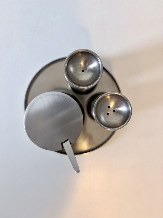 Ensemble poivrier, salière et moutardier Stelton par Arne Jacobsen. – Accessoires de table, rvs (photo 3 of 8)