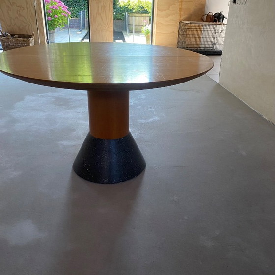 Image 1 of ARCO Dining table with stone base