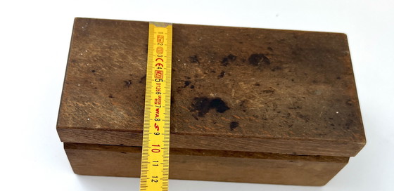 Image 1 of Antique set of weights in original wooden box – apothecary/laboratory weights