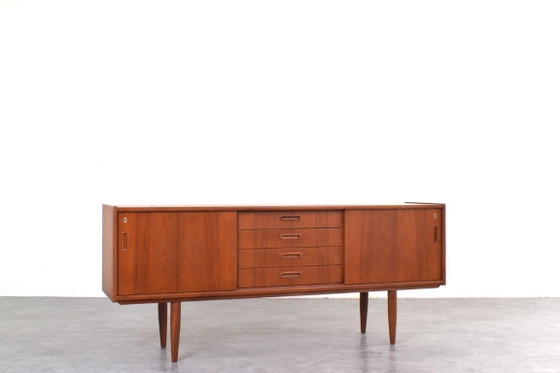 Mid-Century Danish Teak Sideboard, 1960s. – Wood (photo 4 of 15)
