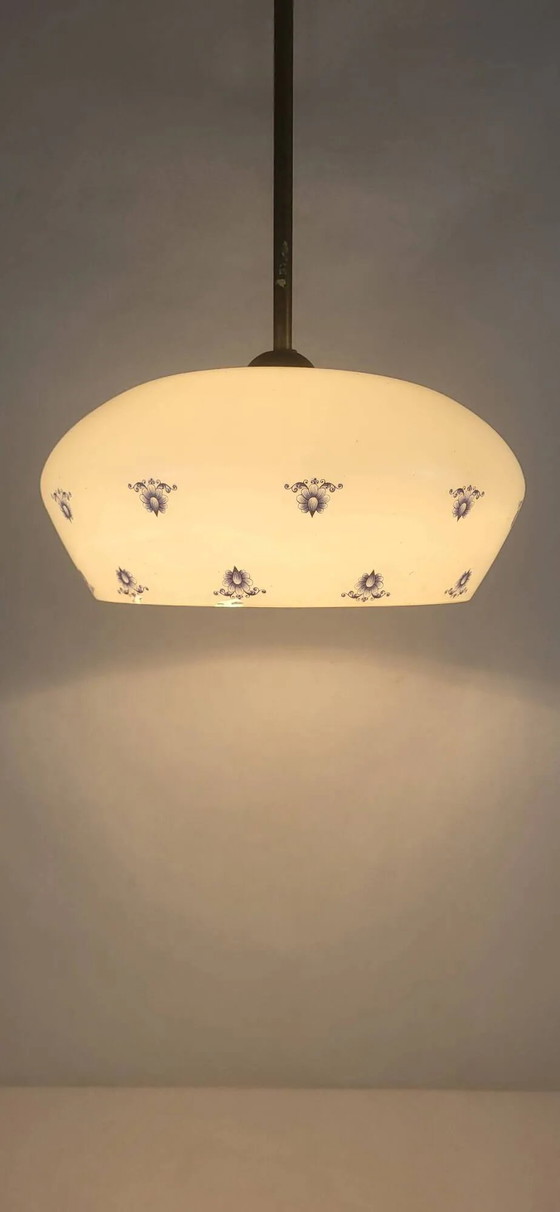Opaline glass pendant light – Pendant lamps (photo 8 of 9)