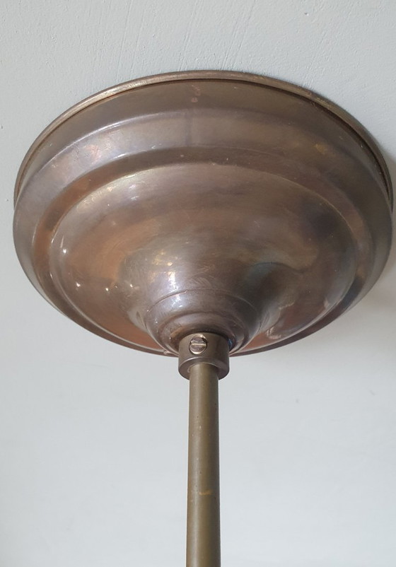 Image 1 of Lampada a sospensione vintage - vetro opalino bianco in forma decorativa