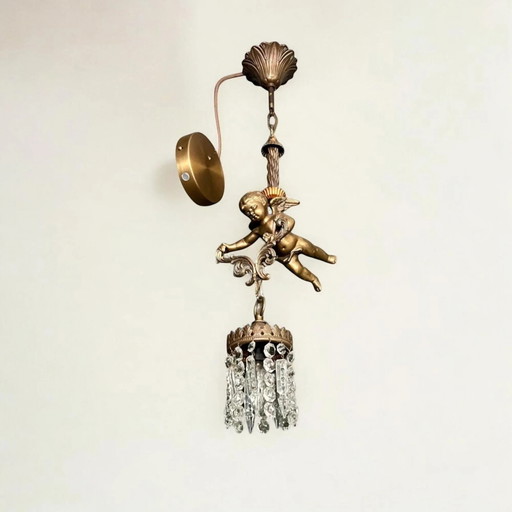 Originele Art Nouveau Lamp met vliegende bronzen cherubijn en kristalglas, circa 1915. Vintage Bronzen Engel Kroonluchter
