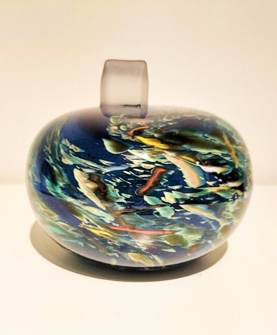 Image 1 of Kosta Boda sculptuur "Earth my universe" door Bertil Vallien