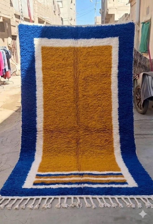 Handgefertigter Berber Teppich aus Wolle 160/250cm
