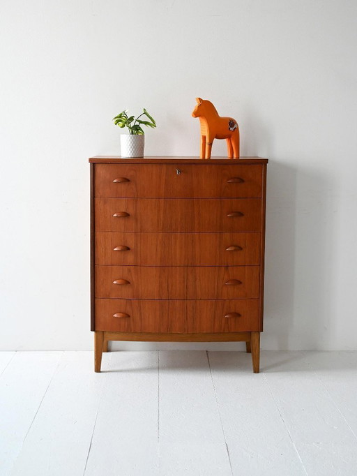 Commode scandinave en teck des années 1950 avec poignées coquillages